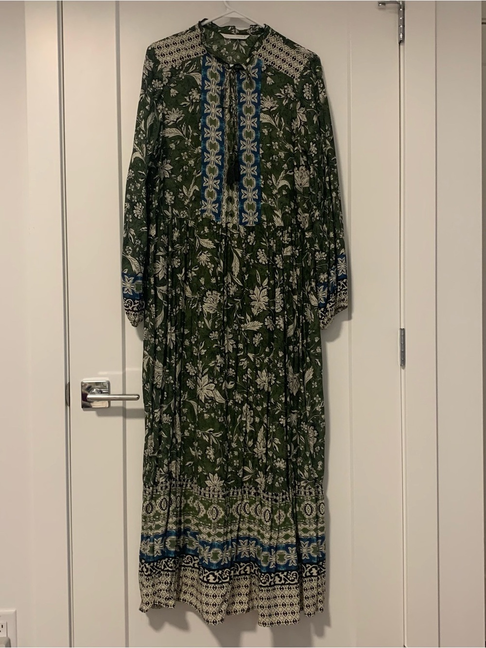 Zara Green Floral Long Sleeve Bohemian Maxi Dress - Large